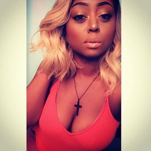 Meet your Posher, Candié